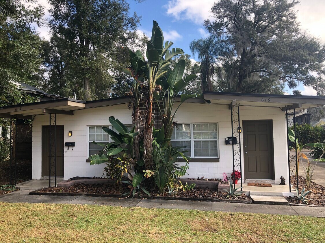 617 Bourne Pl, Orlando, FL 32801 Townhome Rentals in Orlando FL