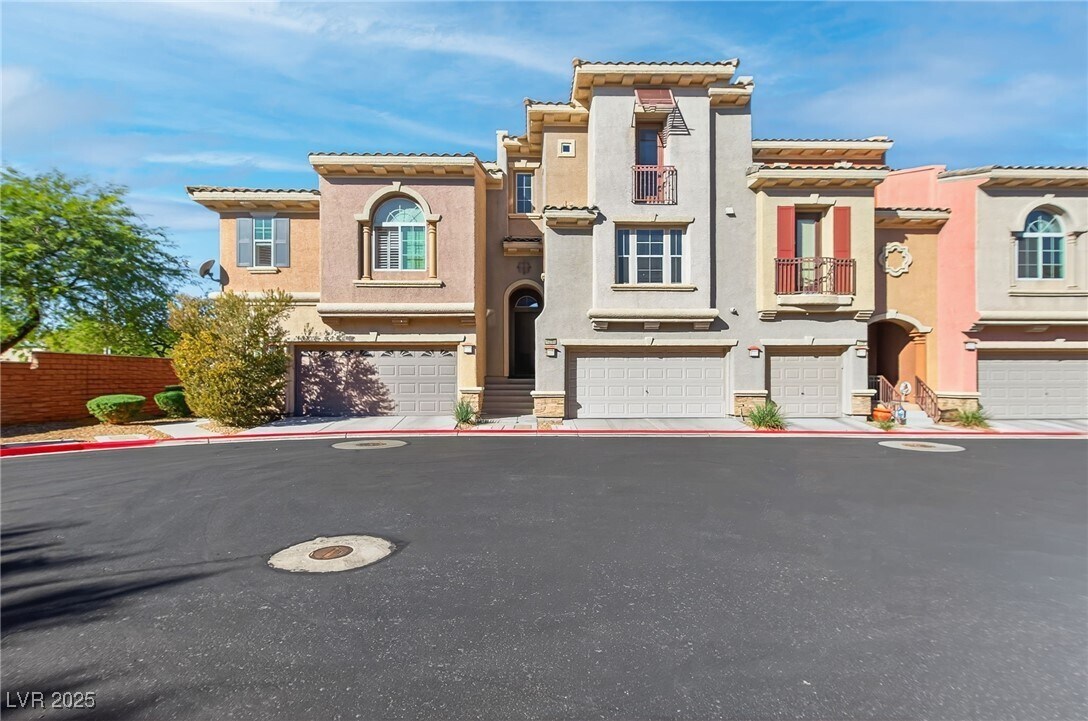 Foto principal - 10091 Sand Key St
