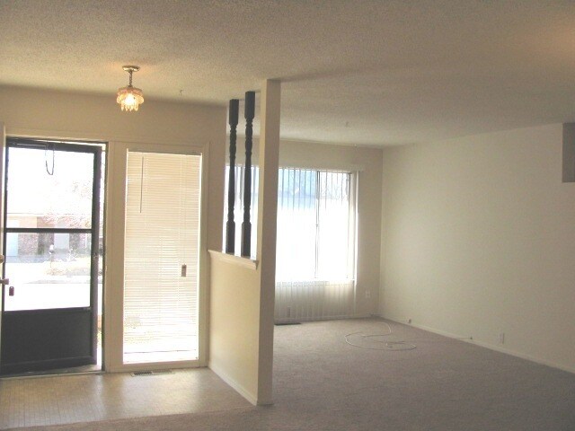 Foto del edificio - NE ENCHANTED MESA 3/BD 2/BA 2/CG