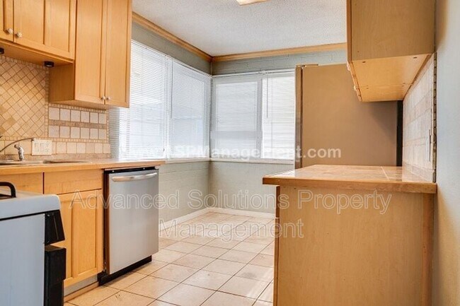 Building Photo - 3176 S 1000 E