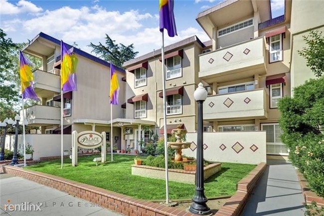 Foto del edificio - 1731 Pine St