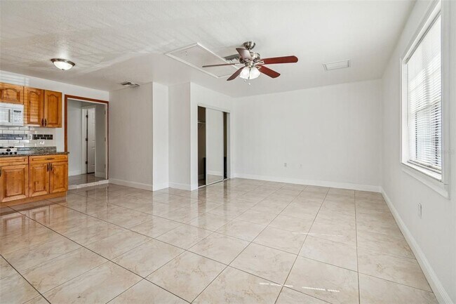 Foto del edificio - 1705 W Norfolk St