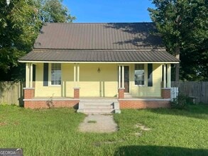 Building Photo - 1287 3rd St