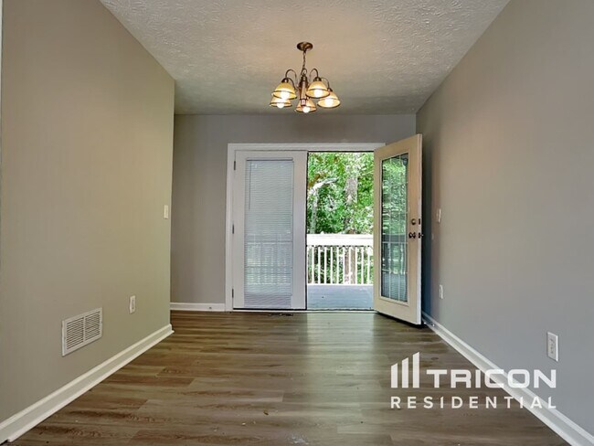 Building Photo - 400 Christian Woods Drive SE Conyers GA