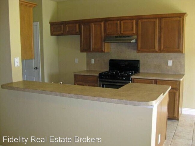 Building Photo - 4 br, 2 bath House - 16308 Sonoma Lake Blvd