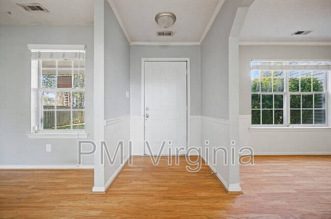 Building Photo - 1213 Ruxton Ct