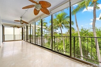 Building Photo - 4999 Kahala Ave