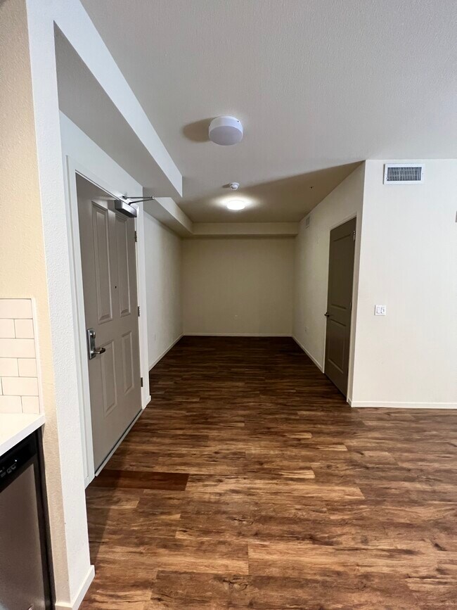 Building Photo - 512 El Cerrito Plz