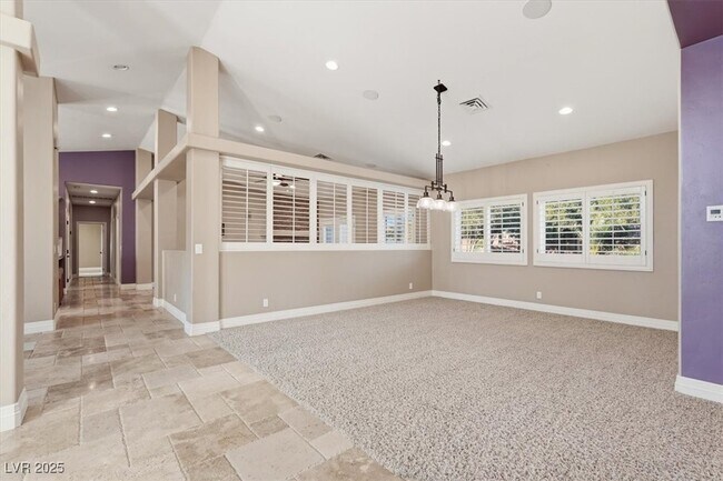 Foto del edificio - 8570 Country Home Cir