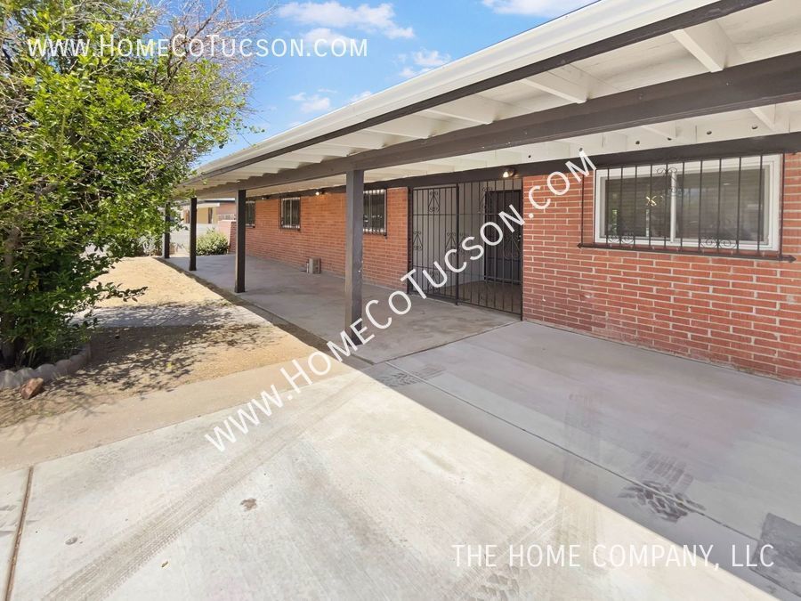 Primary Photo - Charming 1970's Brick Home with Modern Upg...