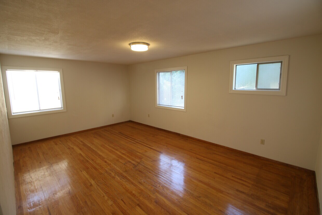 552 45 St, Oakland, CA 94609 Townhome Rentals in Oakland CA