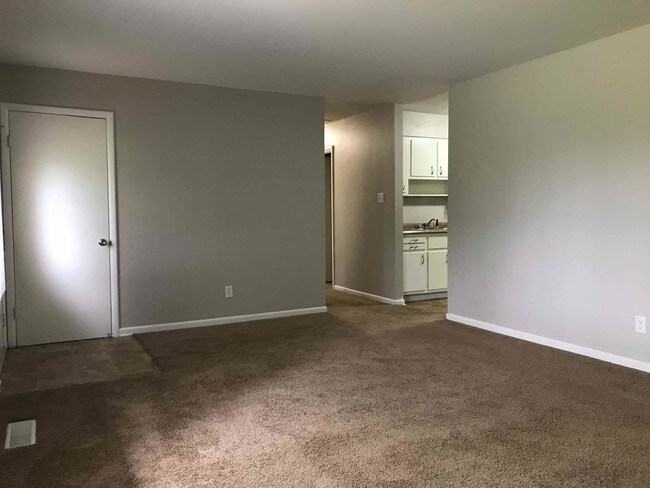 Foto del edificio - 2002 S Hunter Rd