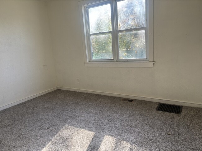 Foto del edificio - 527 9th St SW