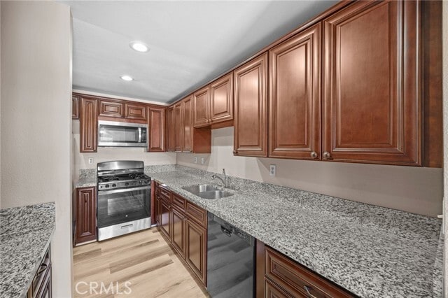 Building Photo - 760 Golden Springs Dr