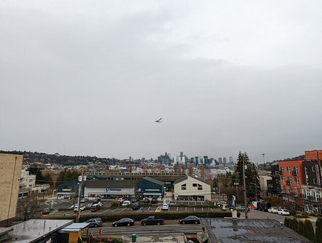 Foto del edificio - Wallingford Condo