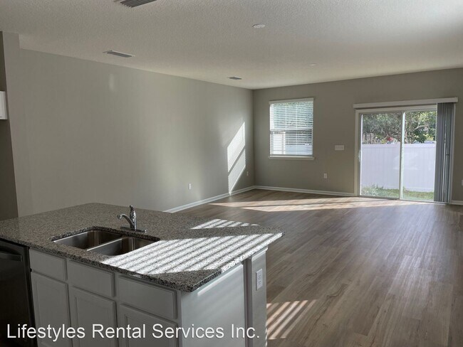 Foto del edificio - 3 br, 2.5 bath House - 11789 Junegrass Road