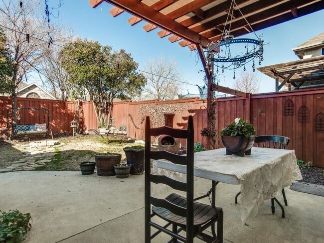 Foto del edificio - 4505 Buena Vista Ln