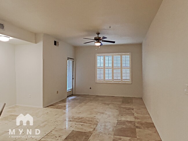 Building Photo - 5302 E Van Buren St Apt 1015