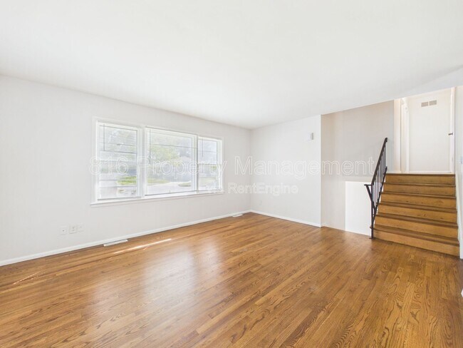 Foto del edificio - 7800 E 91 St