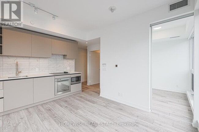 Building Photo - 55 Mercer St