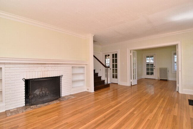 Sala de estar - 3180 Chadbourne Rd