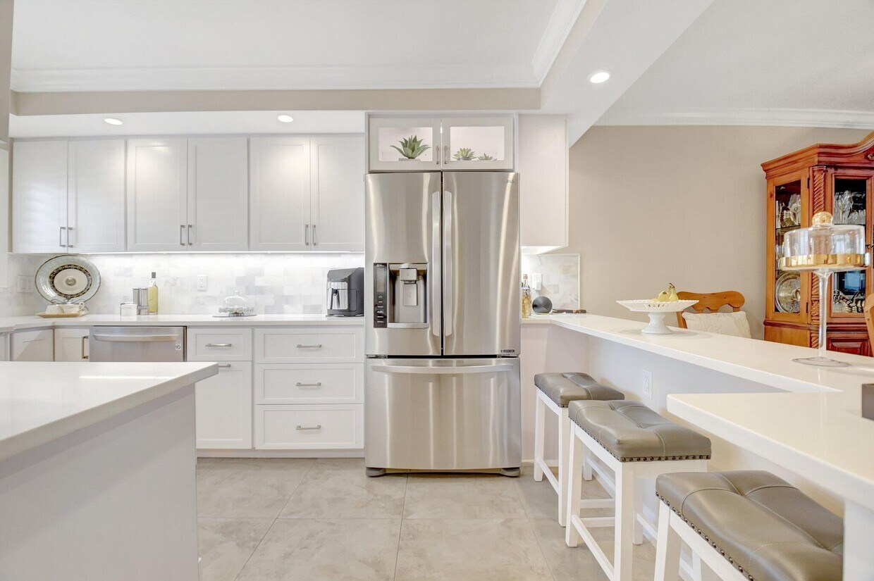 Foto principal - 3224 S Ocean Blvd