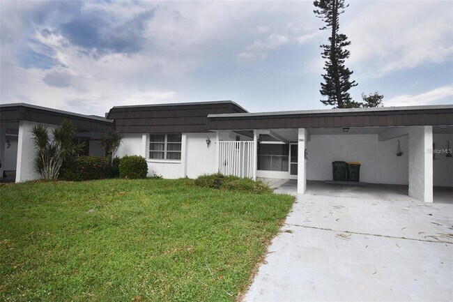 Foto del edificio - 3961 Ashwood Ln