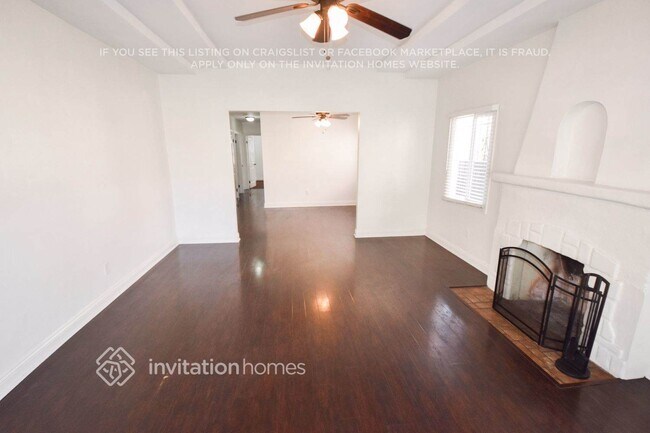 Foto del edificio - 1240 W 82nd St