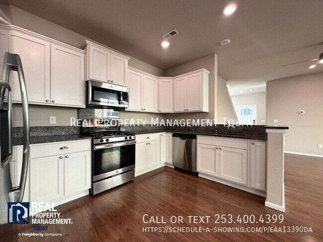 Foto del edificio - 3428 Hera St NE