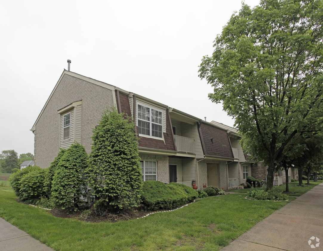 Lamberts Mill Village Apartments in Scotch Plains, NJ