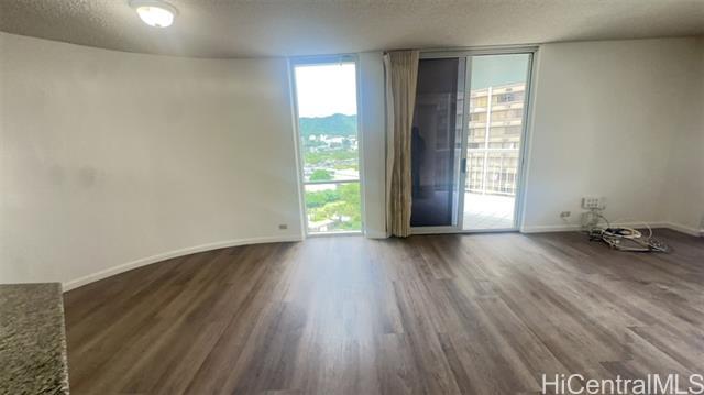 Foto del edificio - 1212 Nuuanu Ave