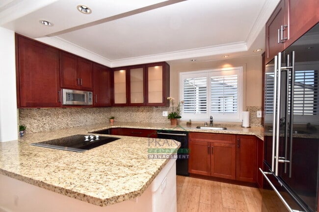 Foto del edificio - 40 Cypress Pl