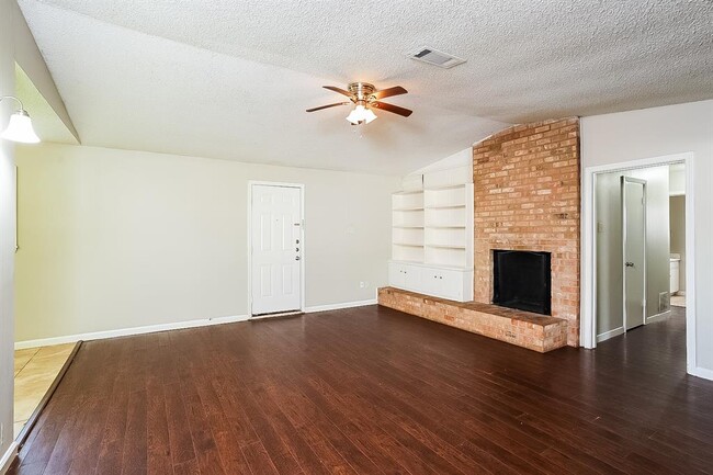 Foto del edificio - 10423 Collingswood Rd