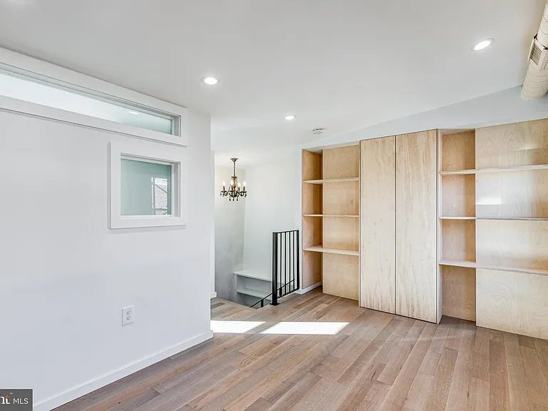 Photo - 2212 Panama St (Philadelphia, PA)