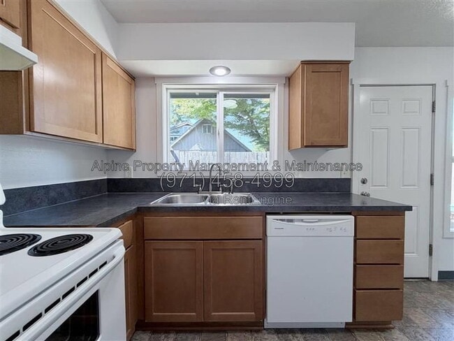 Building Photo - 2313 21st Pl