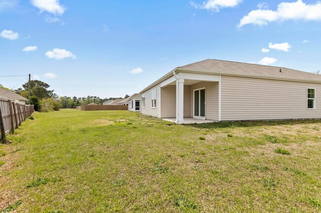 Building Photo - House for Rent in Holly Ridge