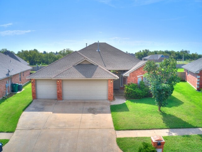Photo - 2724 Busheywood Drive House