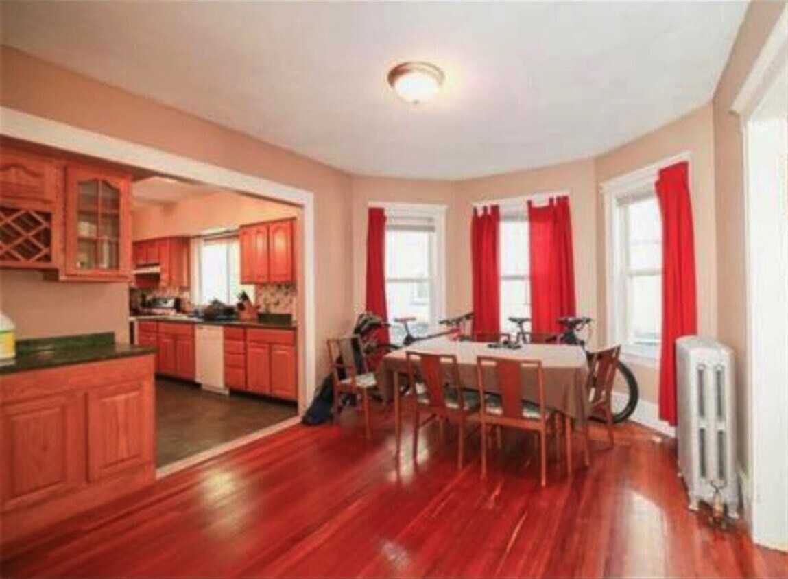 Primary Photo - 20 Hamilton Rd