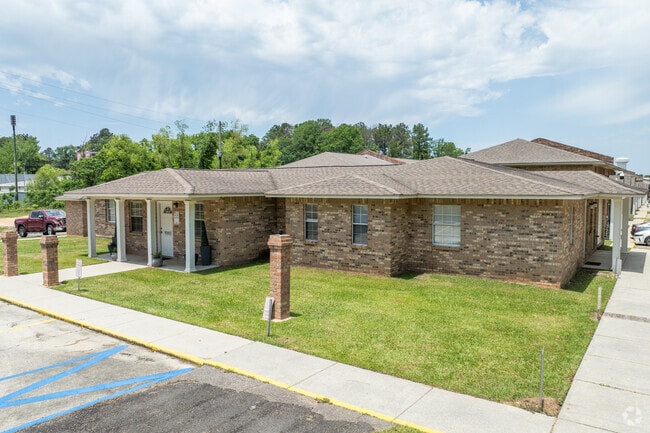 Building Photo - Shenandoah Townhomes