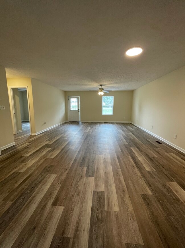 Building Photo - 1822 Country Meadows Dr