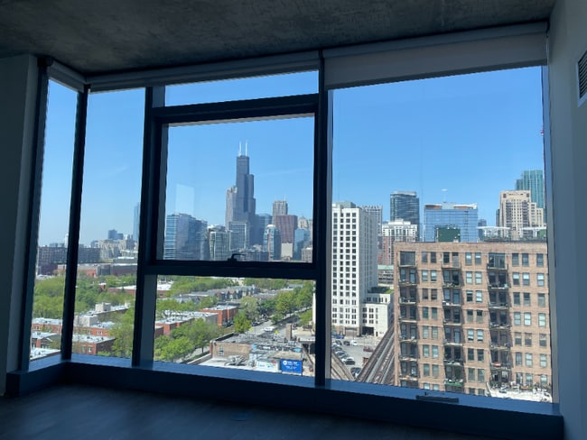 Building Photo - 1450 S Wabash Ave