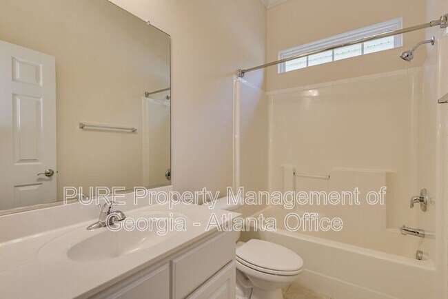 Foto del edificio - 2425 River Birch Dr