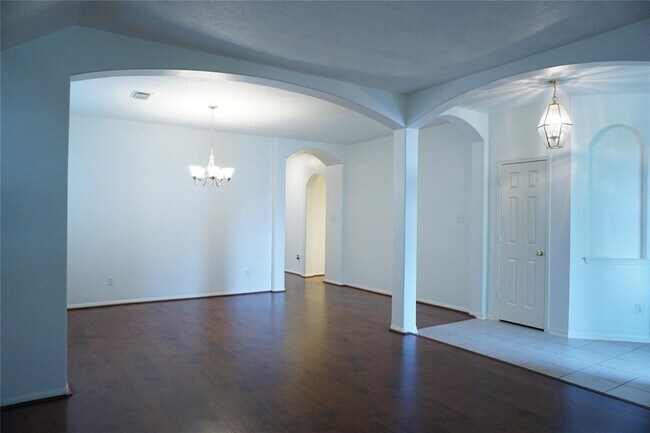 Foto del edificio - 2310 Oxford Point Ln
