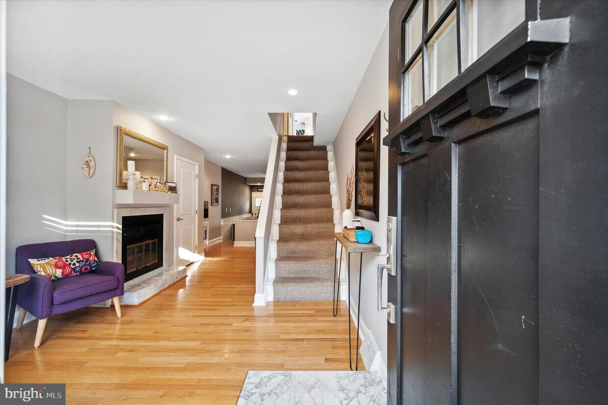 1917 S Iseminger St, Philadelphia, PA 19148 Townhouse for Rent in