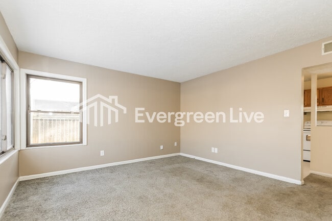 Building Photo - coming