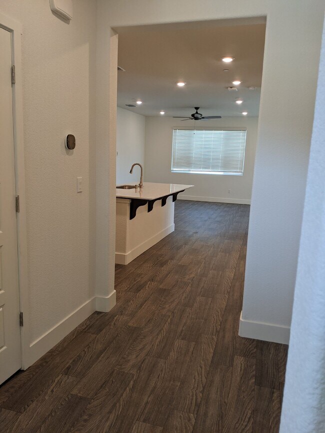 Foto del edificio - Prime location in Merced!