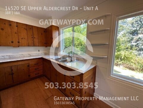 Foto del edificio - 14520 SE Upper Aldercrest Dr. Unit A