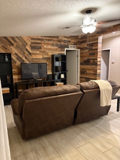 Foto del edificio - 16652 Rialto Dr