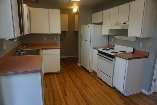 Foto del edificio - 3538-3540 W. West Lake Rd