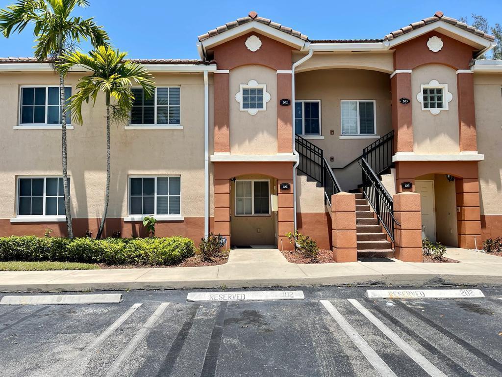 3500 Briar Bay Blvd Unit 102, West Palm Beach, FL 33411 Condo for